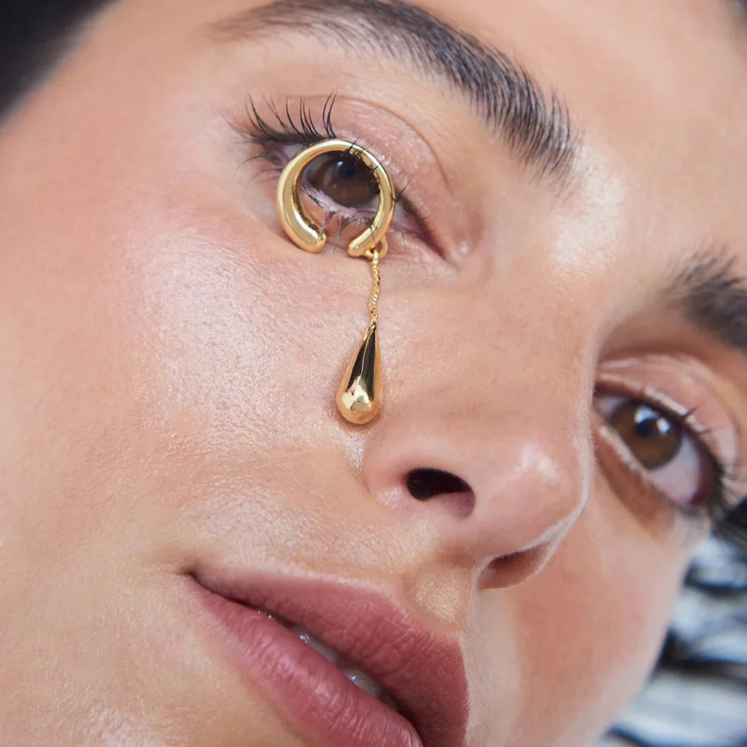Fine Teardrop Hoop Clip-On Earrings gold