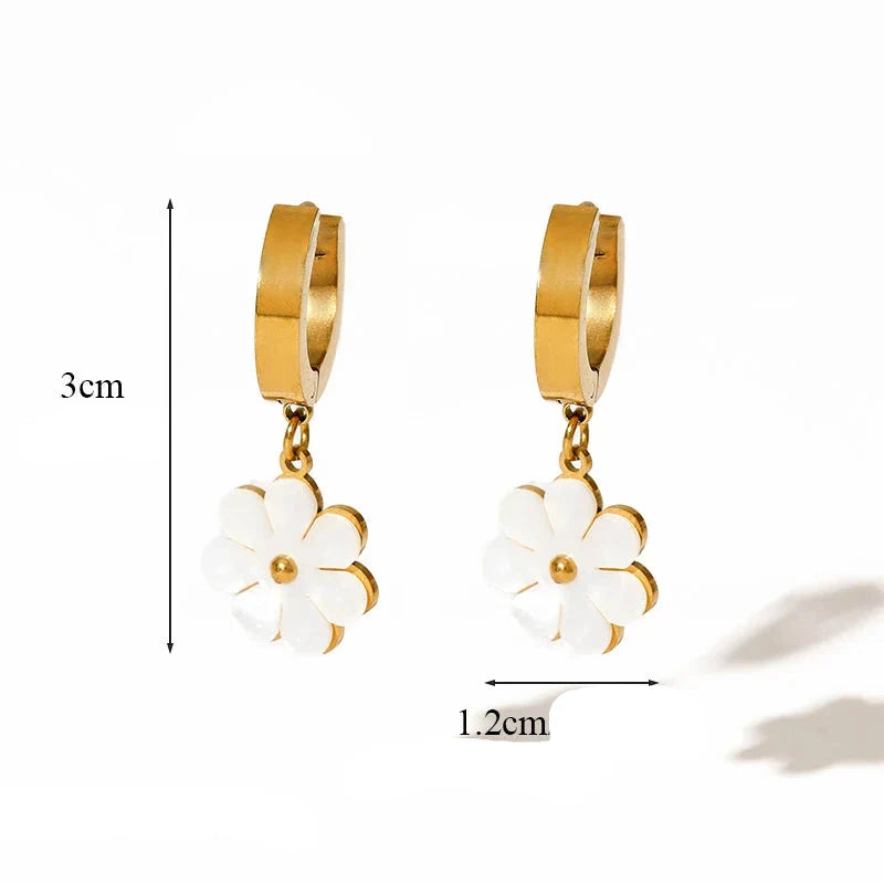 Set of 3 Gold Daisy Jewelry