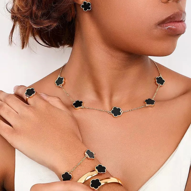 Clover Set of 5 Jewelry