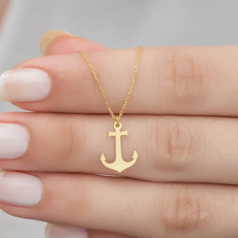 Women’s gold anchor necklace