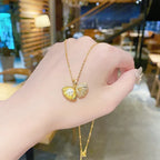 Scallop Shell Pendant Necklace with Rhinestone and Pearl