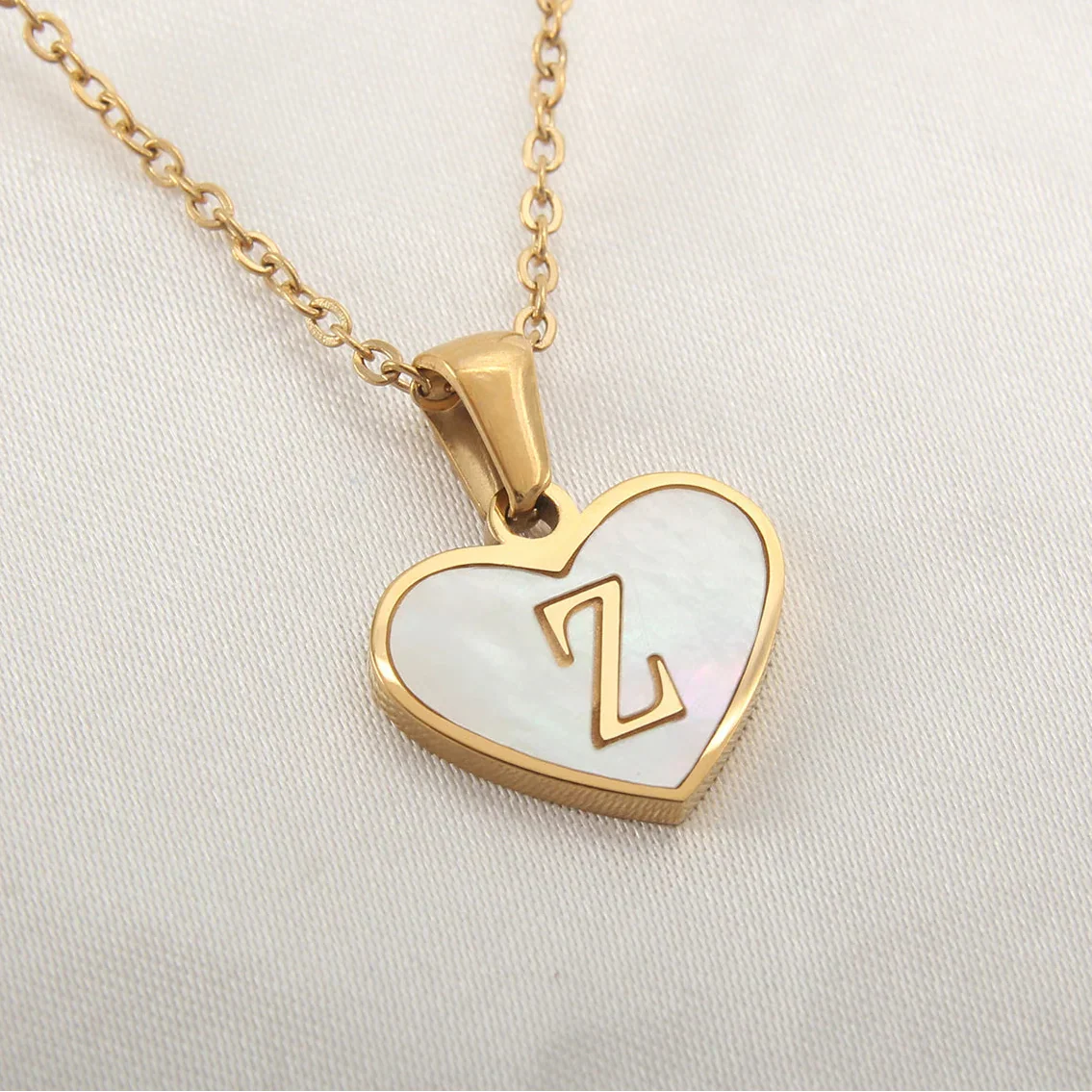 White heart pendant necklace initial z