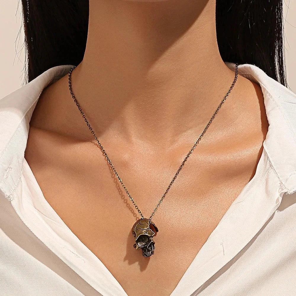 Necklace with Skull Pendant Bronze
