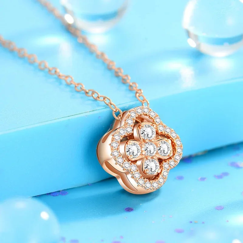 Necklace with Four-Leaf Clover Pendant in Zircon Rose Gold