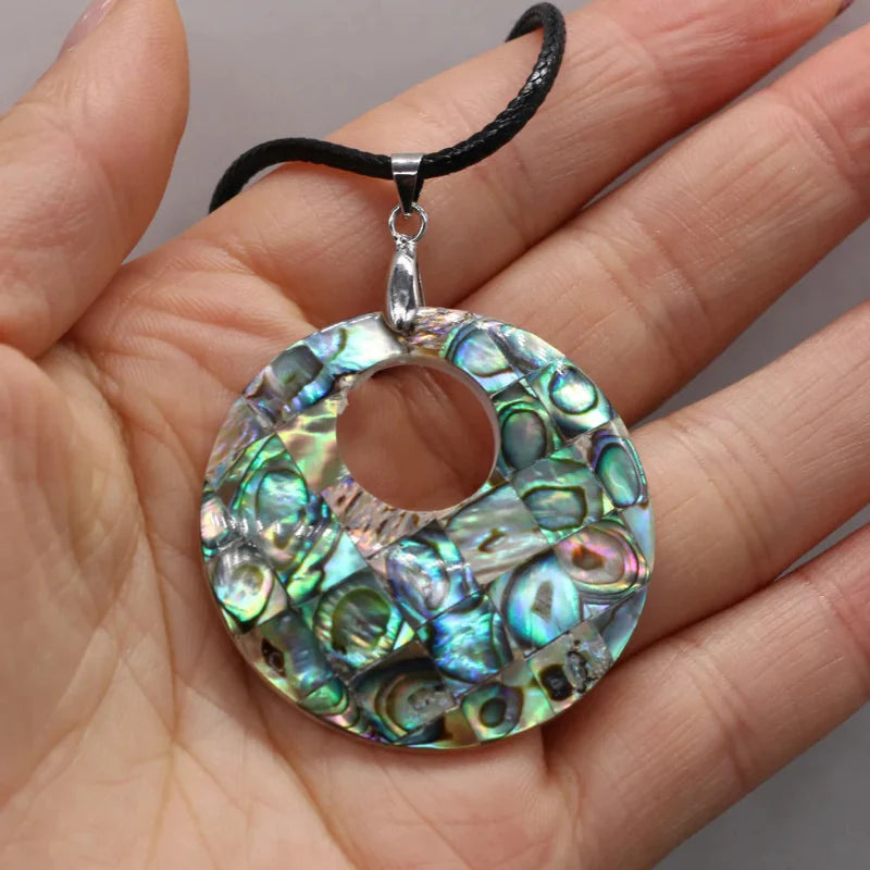 Mother-of-Pearl Shell Pendant Leather Necklace