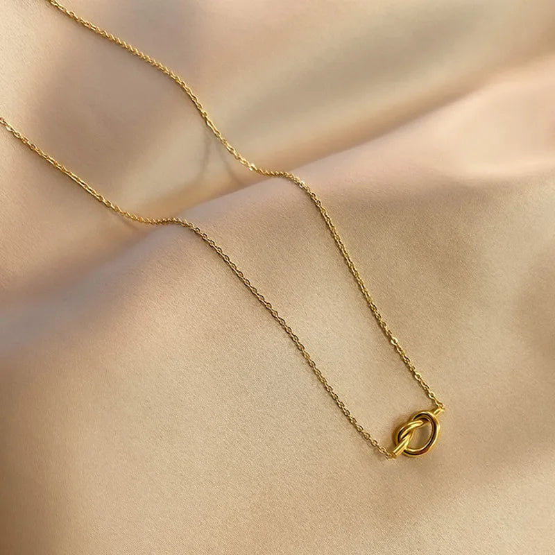 Necklace with bow pendant for women