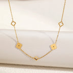 Necklace with 4-Leaf Clover Pendant gold