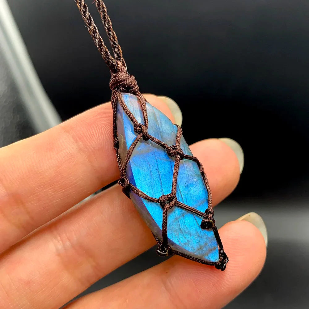 Necklace with Labradorite Stone