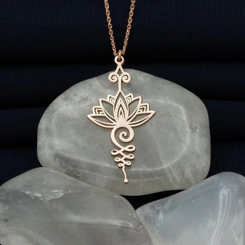 Lotus Radiance Necklace rose gold
