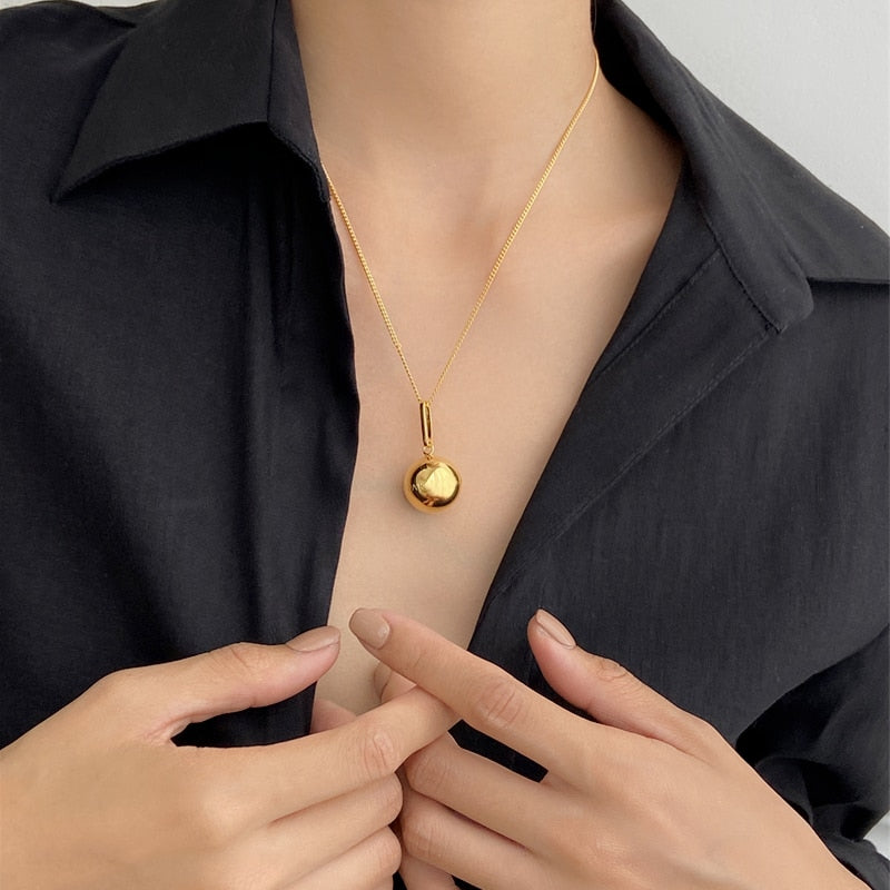 Maternity Necklace Pregnancy Bola with Pendant