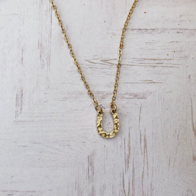 Horseshoe Necklace Lucky Charm Hoof Pendant gold