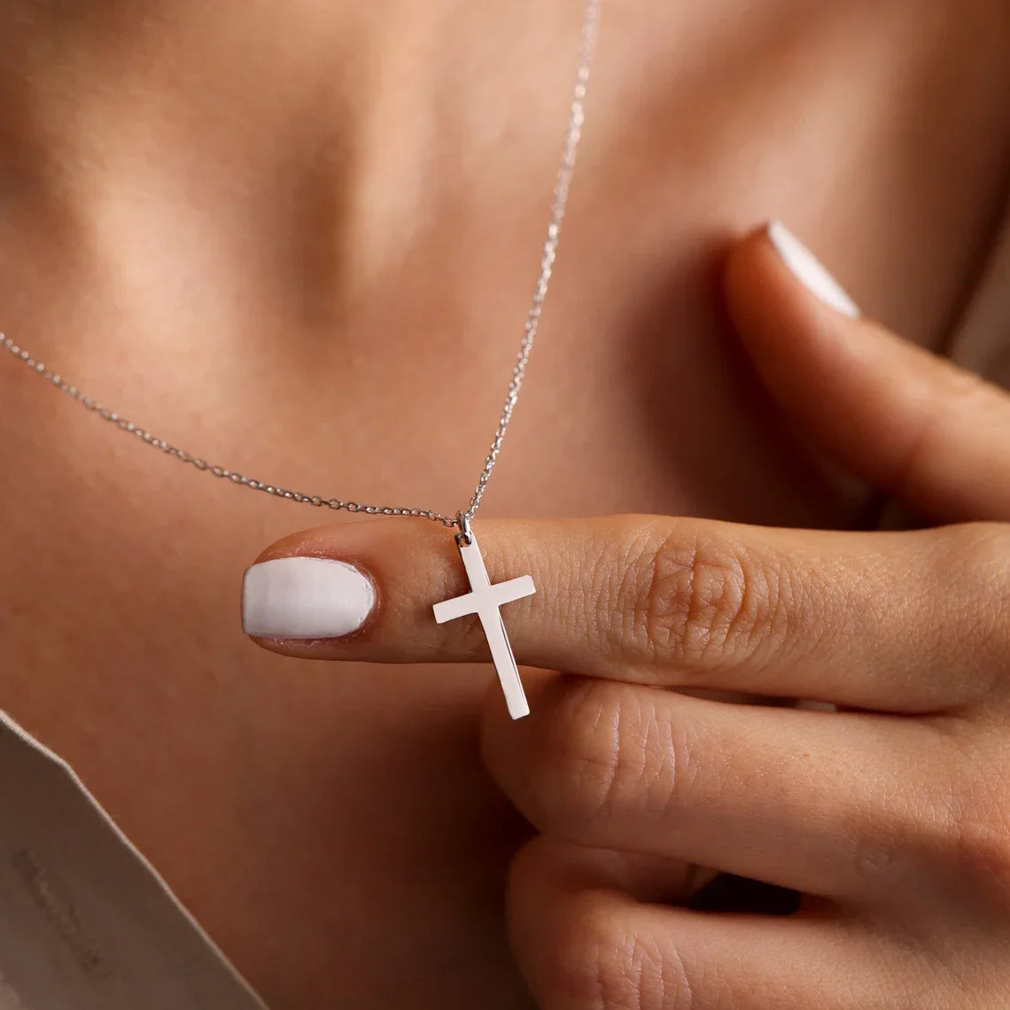 Cross Necklace & Pendant for Women silver