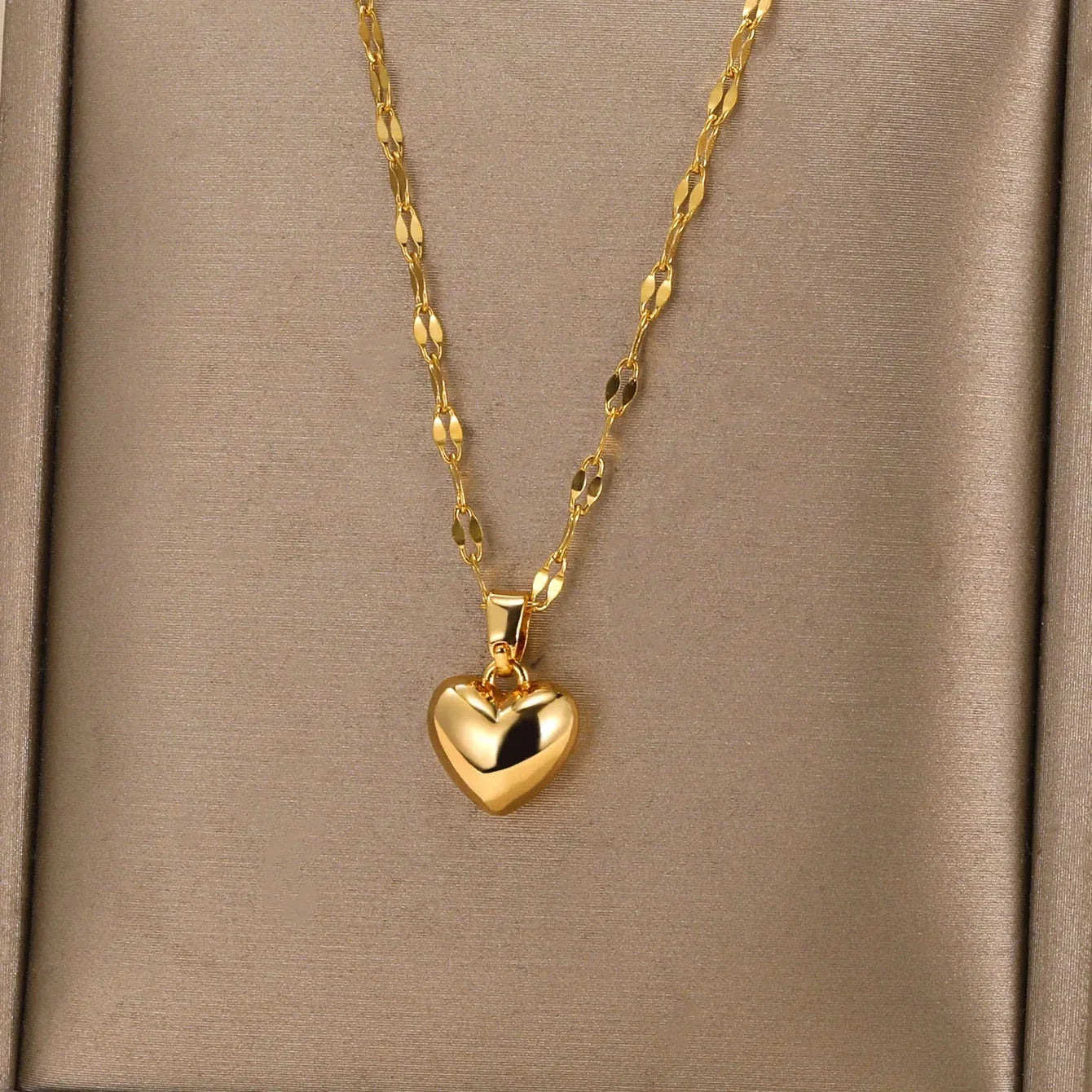 Gold Heart Pendant Necklace