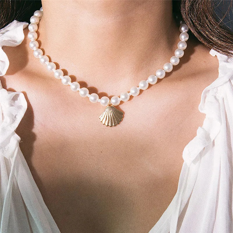 Scallop Shell Pendant Necklace with White Pearls