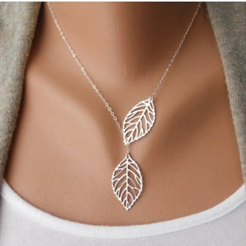 Autumn Leaves Pendant Necklace silver