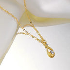Fine Teardrop and Pearl Pendant Necklace in Gold