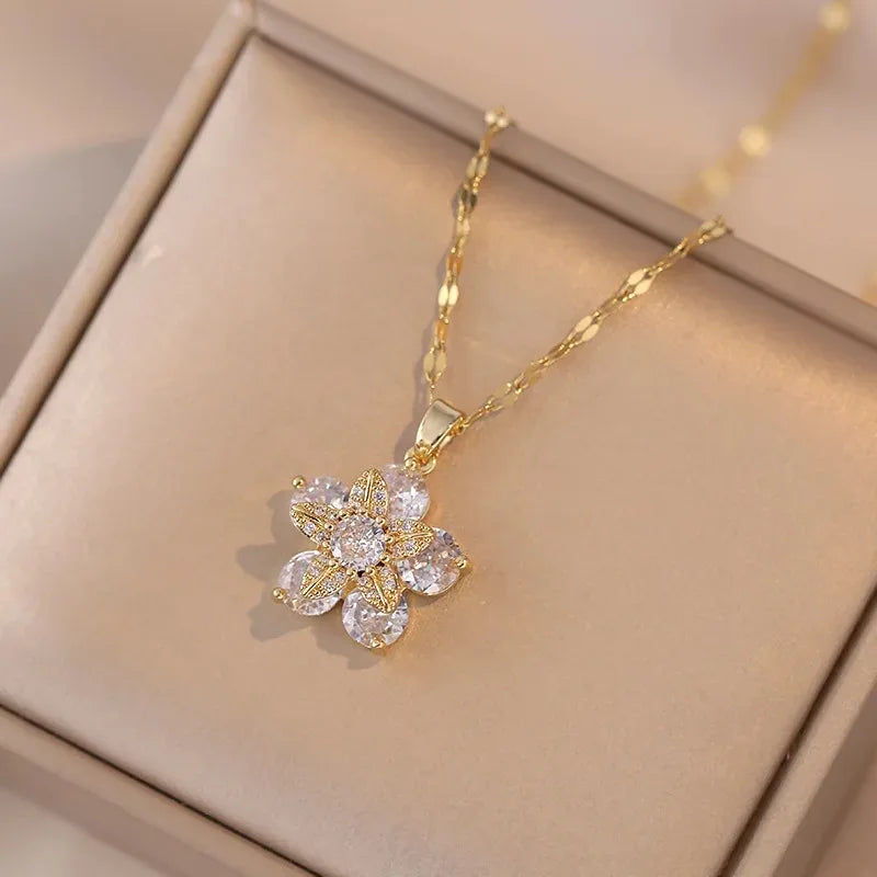 Colored Flower Zircon Pendant Necklace White