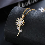 Anti-Stress Rotating Sunflower Flower Pendant Necklace Gold