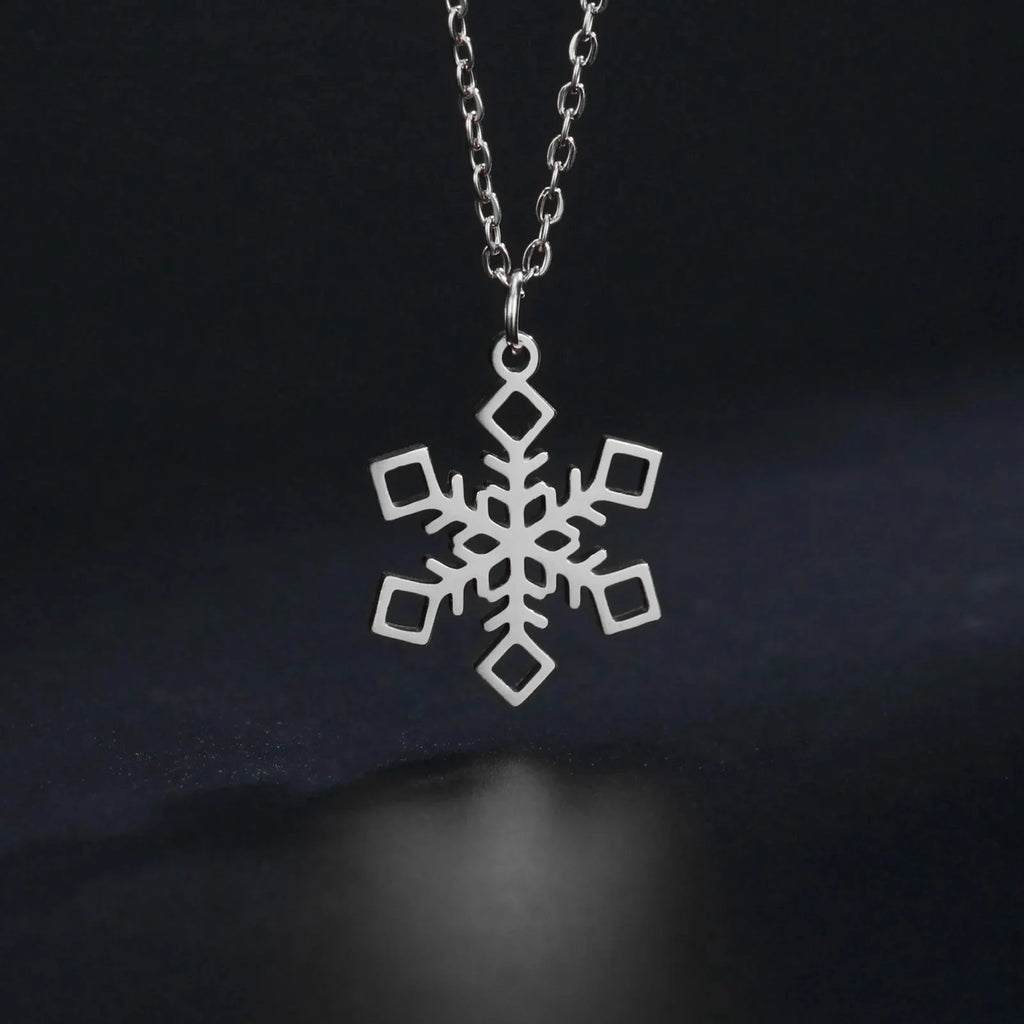 Snowflake Pendant Necklace Winter Silver