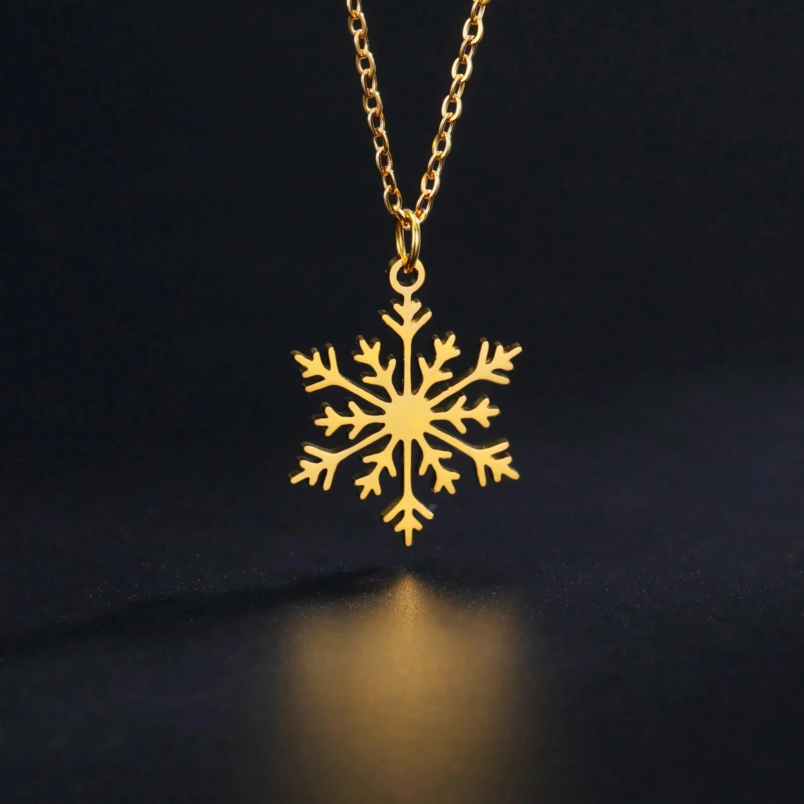 Snowflake Pendant Necklace Winter gold