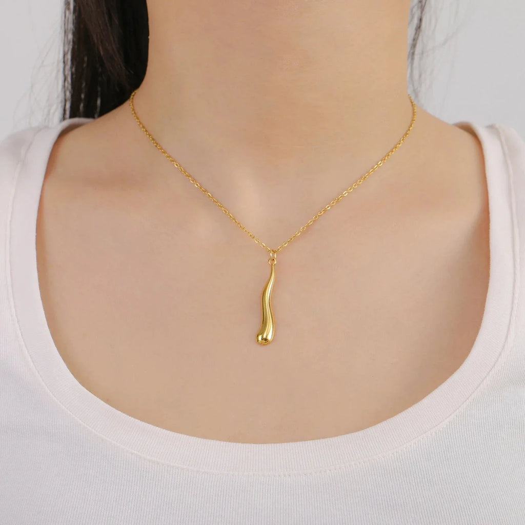 Asymmetrical Water Drop Pendant Necklace gold