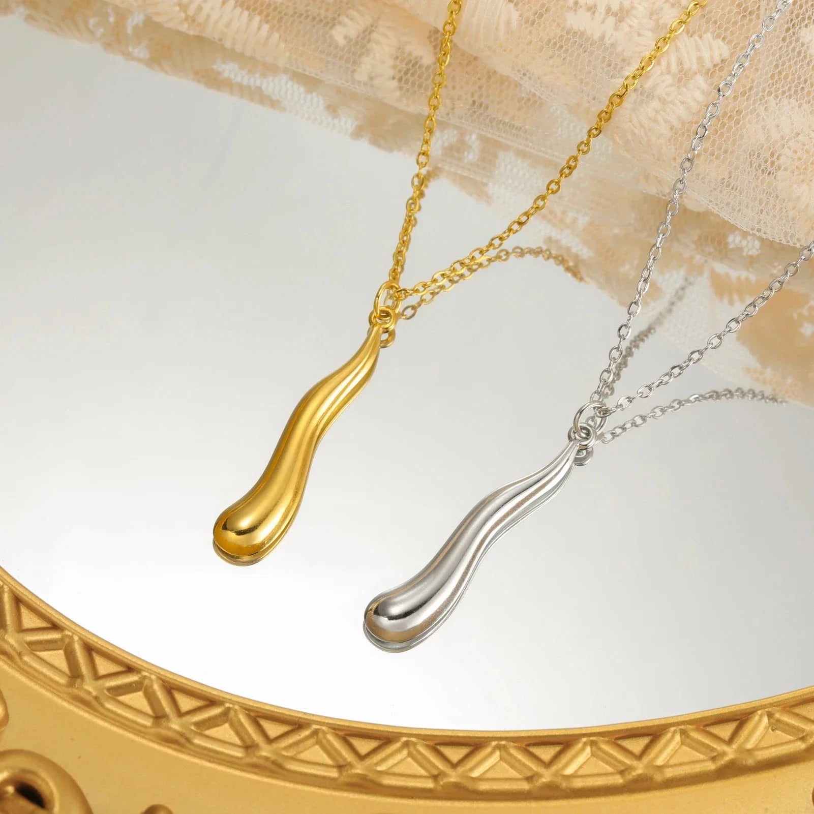 Asymmetrical Water Drop Pendant Necklace gold