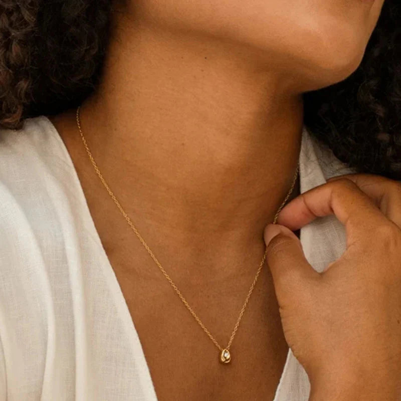 Water Drop Pendant Necklace with Zircon Pearl Gold