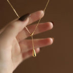 Fine Teardrop Pendant Necklace gold