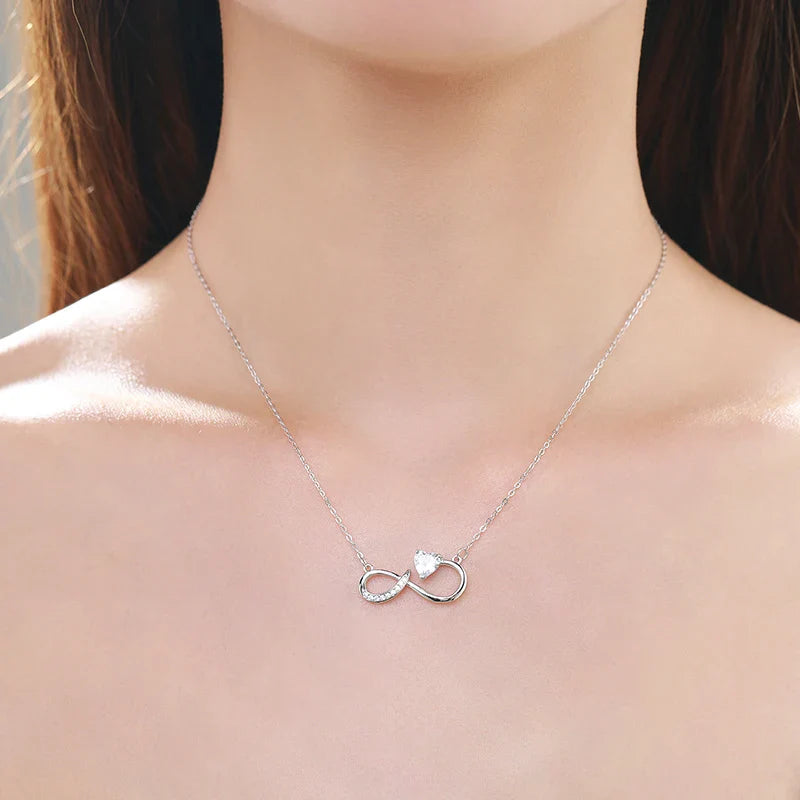 Infinite Pendant Necklace and Lion in Zircon