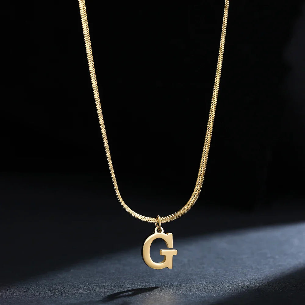 Women's choker necklace with initial pendant g