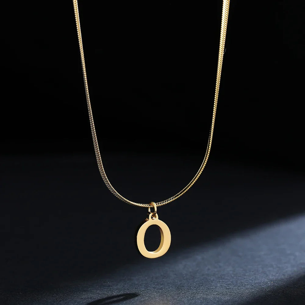 Women's choker necklace with initial pendant o