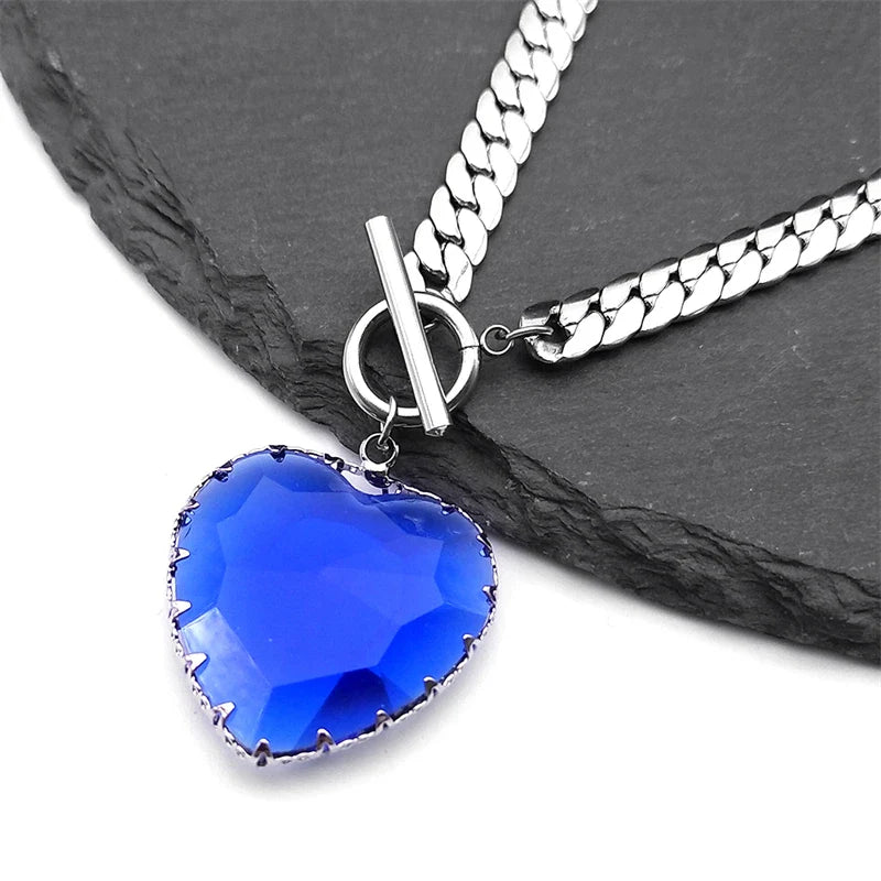 Choker Necklace with Heart Pendant 2
