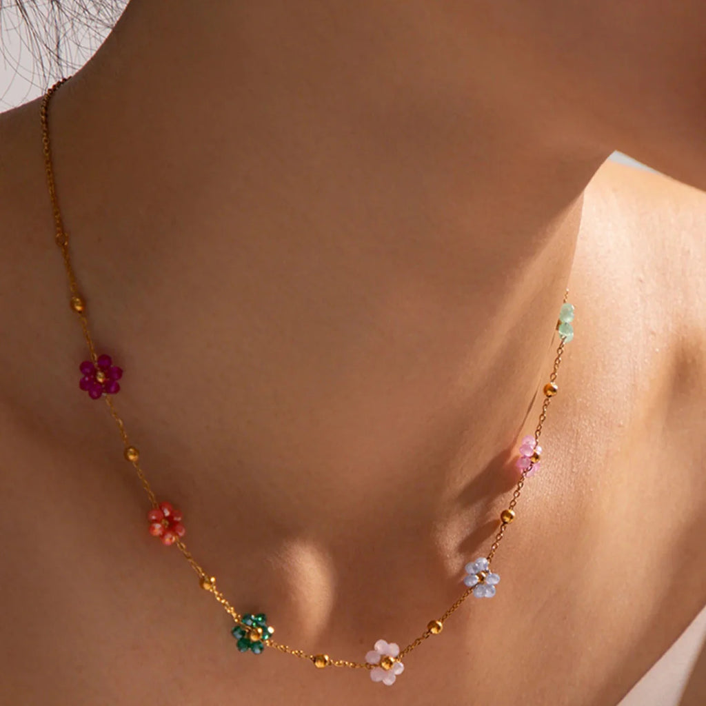 Choker Necklace with Colorful Flower Pendant