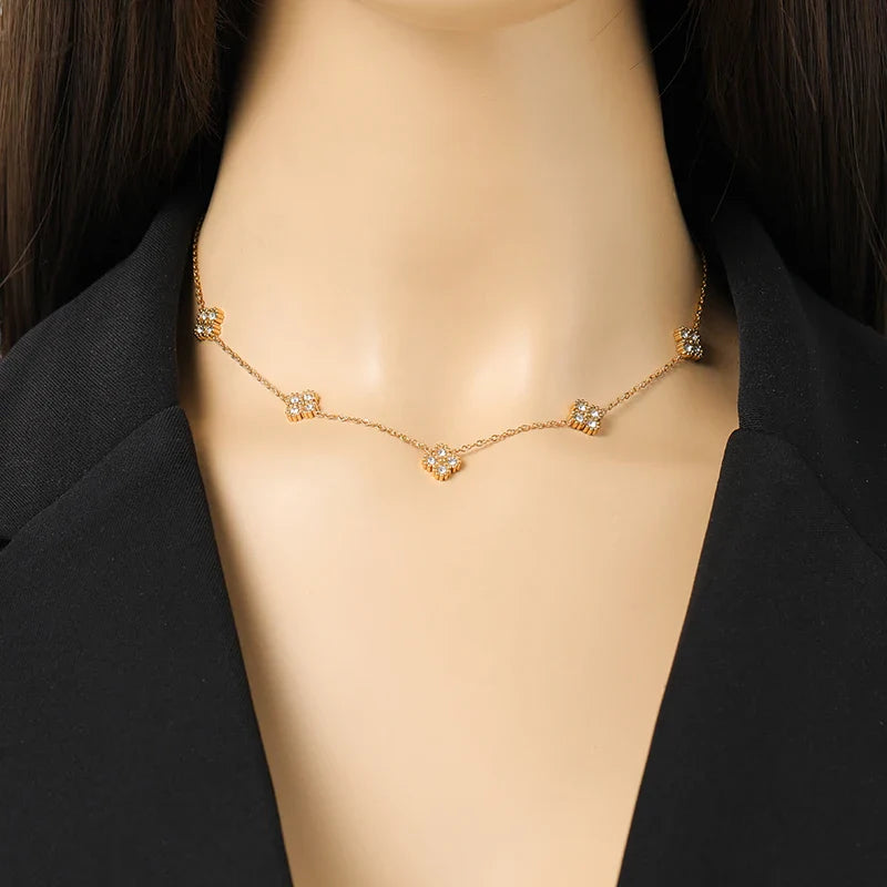 Choker Necklace with Four-Leaf Clover Pendants