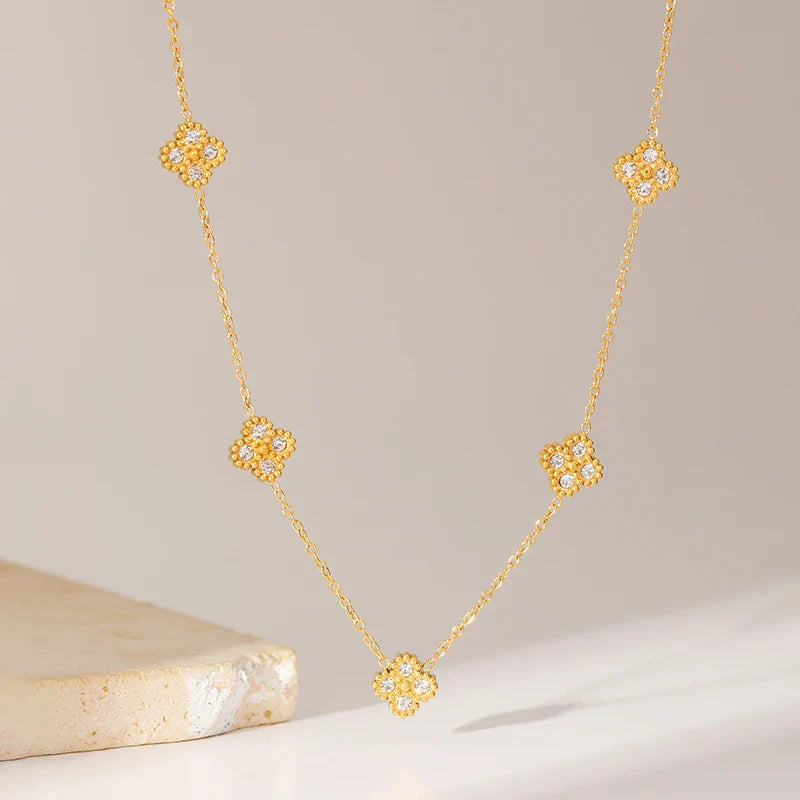 Choker Necklace with Four-Leaf Clover Pendants