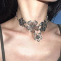 Necklace Choker Pendant with Large 5-Petal Flowers
