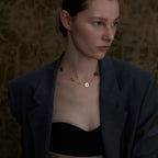 Choker Necklace with Flower Pendant in Gold