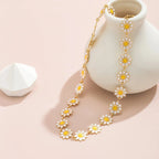 Daisy Flower Pendant Choker Necklace