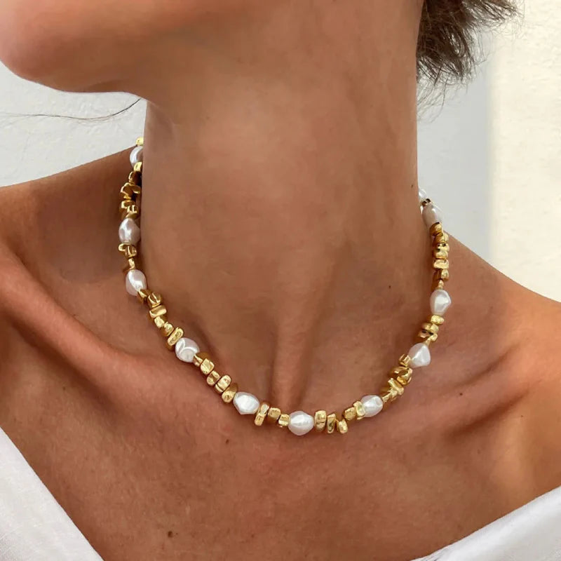 Pearl Pendant Choker Necklace for Women gold