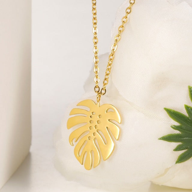 Tropical Necklace Palm Leaf Gold