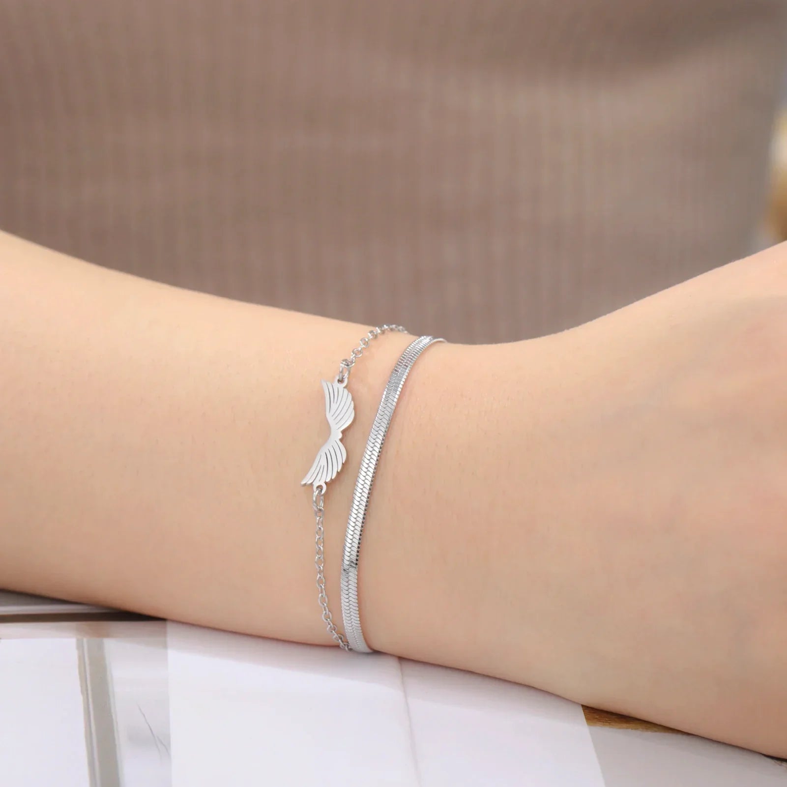 Double angel wings silver bracelet