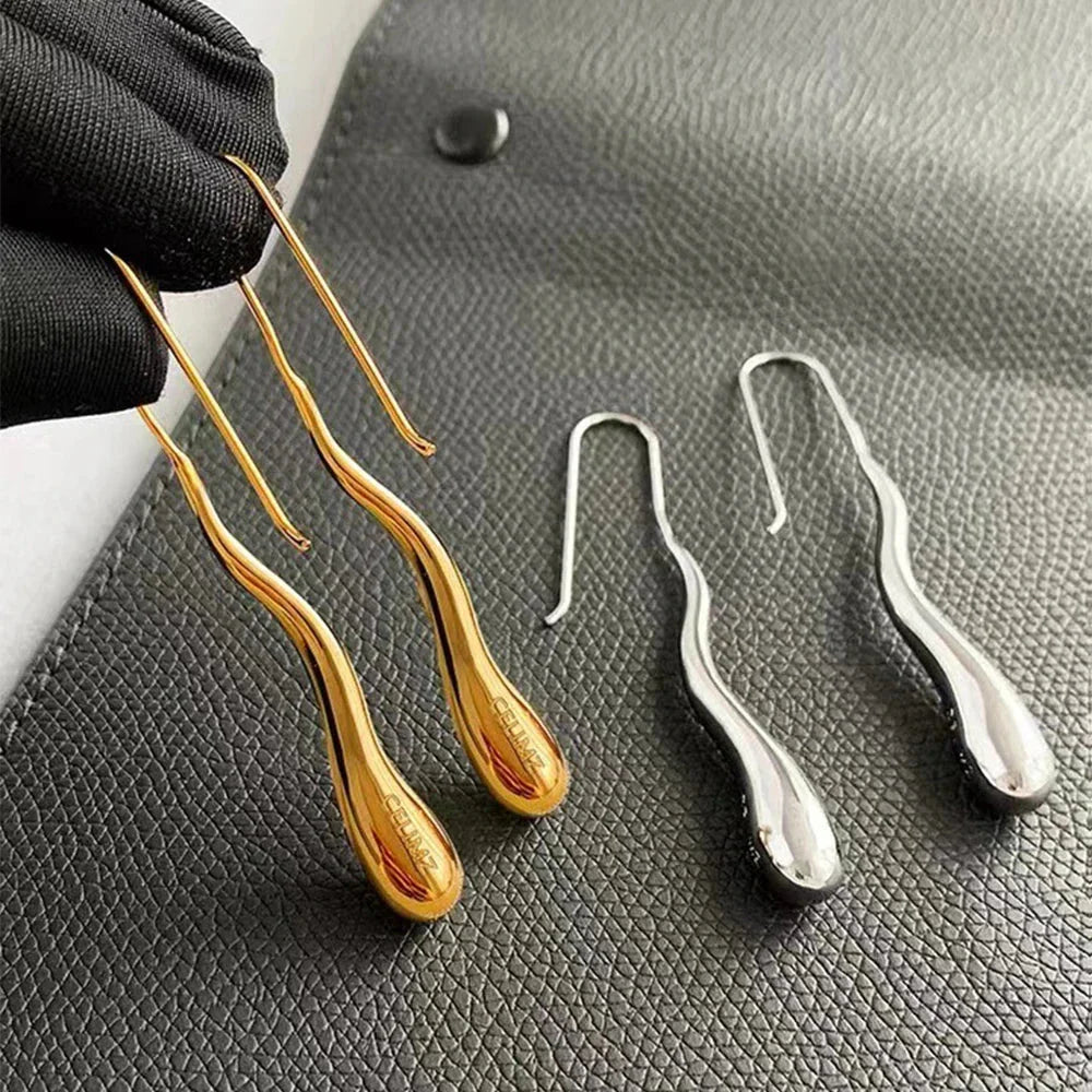 Elegant Fine Teardrop Dangle Earrings gold