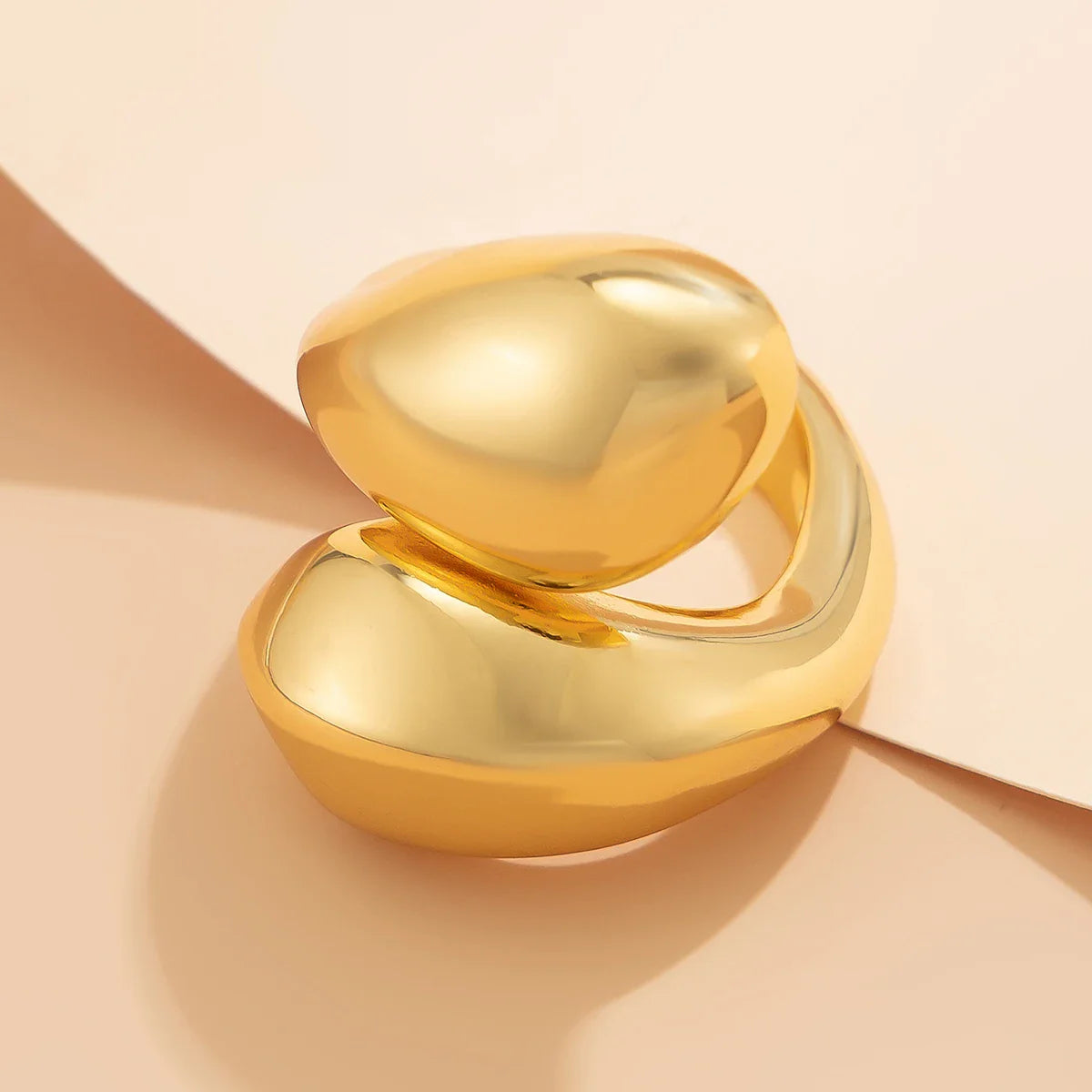 Large Water Drop Band Ring gold