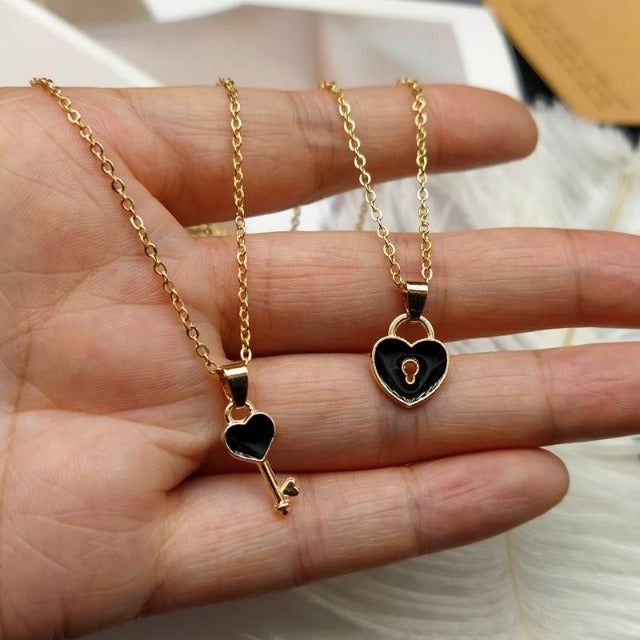 Black couple pendant