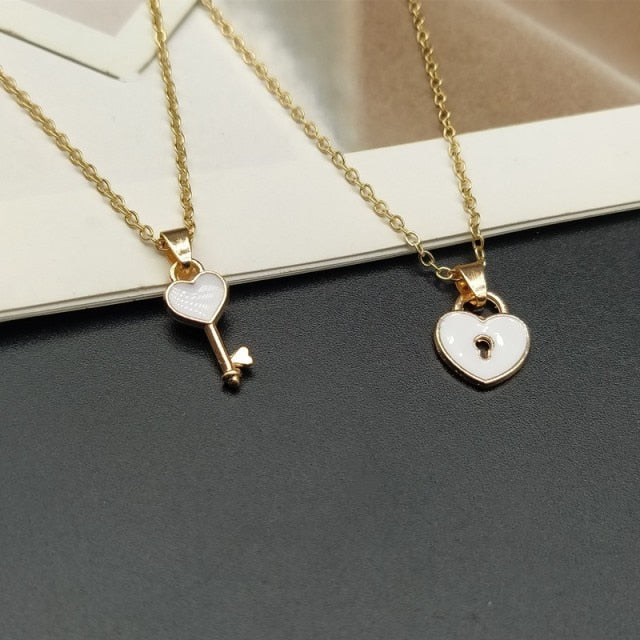 White couple pendant
